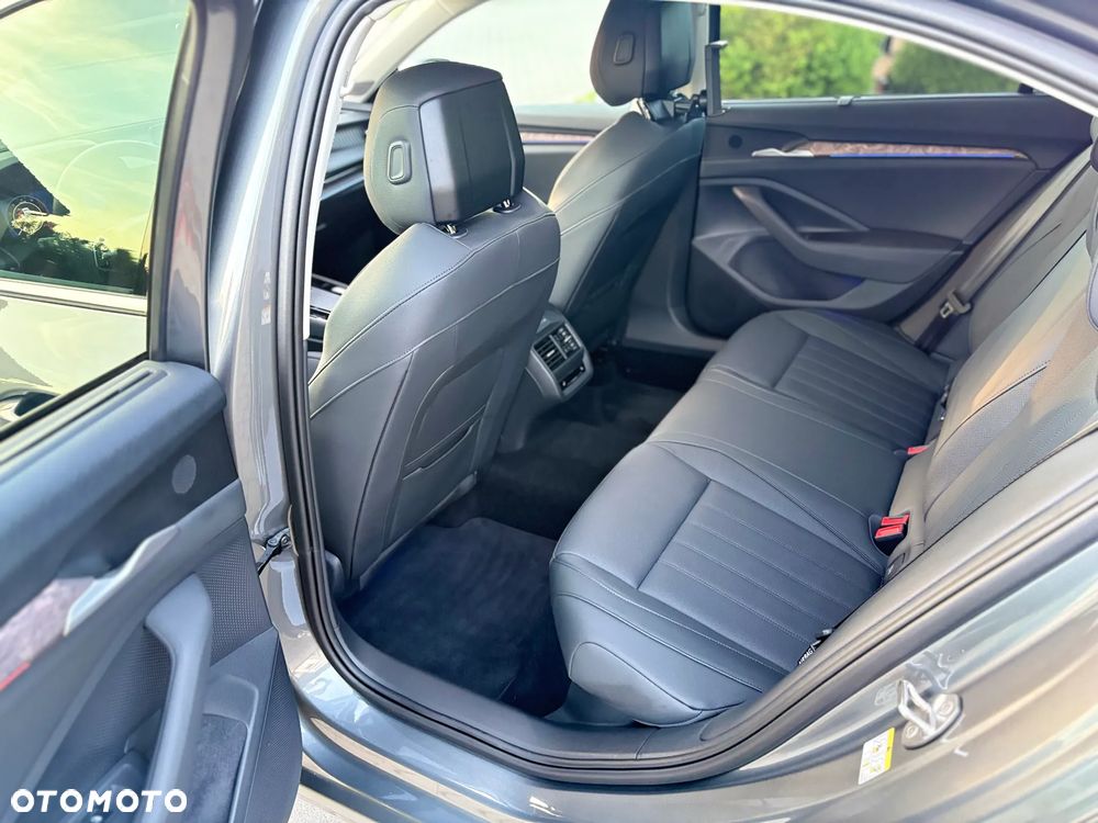 Skoda Superb 2.0 TDI SCR 4x4 L&K DSG - 6