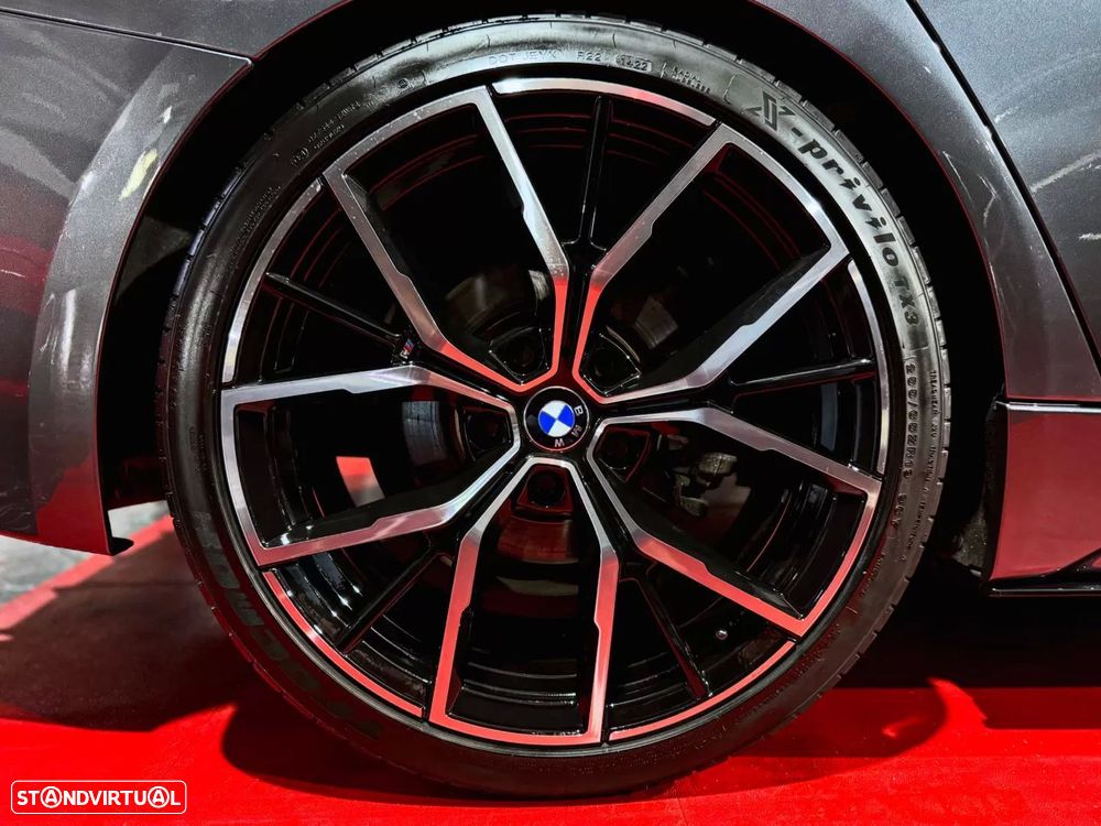 BMW 320 d Sport Line - 6