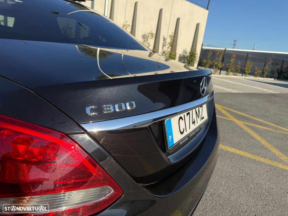Mercedes-Benz C 300 h AMG Line - 6