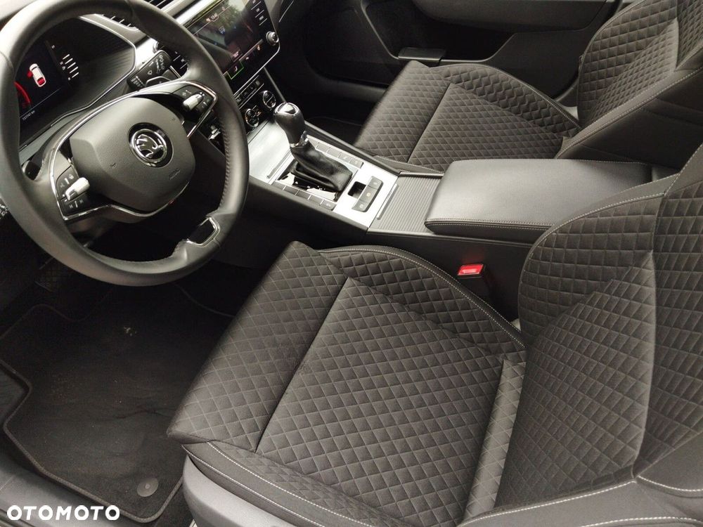 Skoda Superb 2.0 TDI Ambition DSG7 - 15