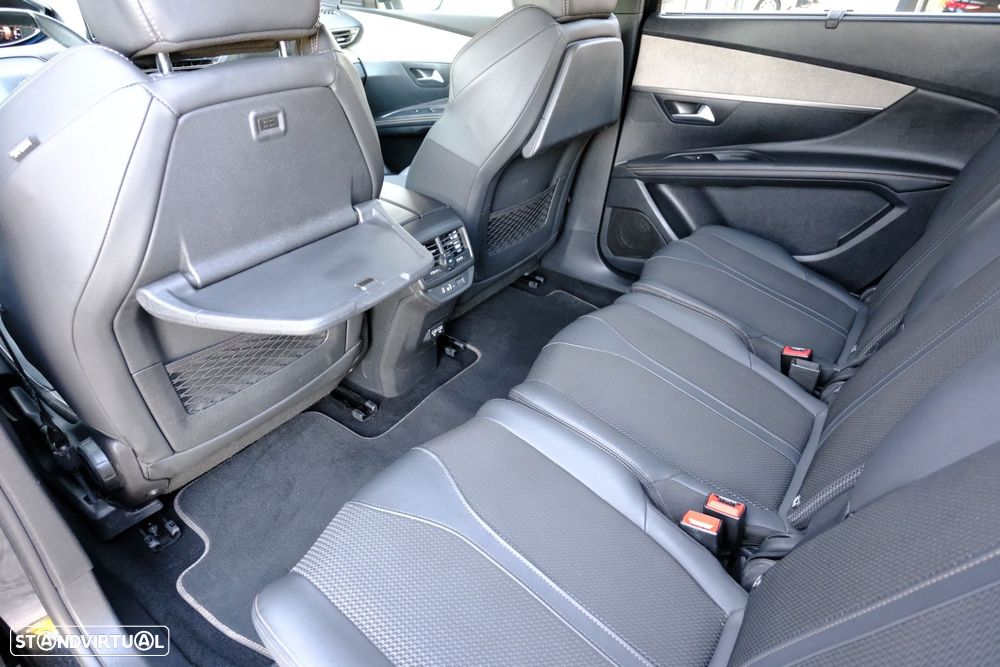 Peugeot 5008 1.2 PureTech GT EAT8 - 9