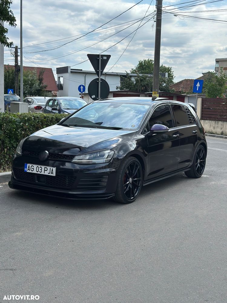 Volkswagen Golf - 18
