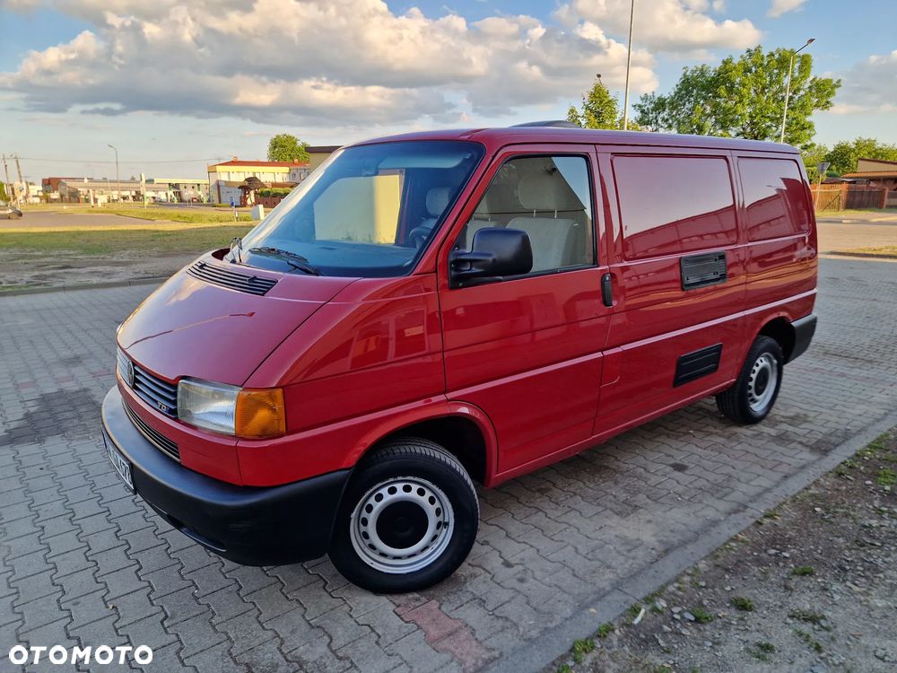 Volkswagen Transporter - 2