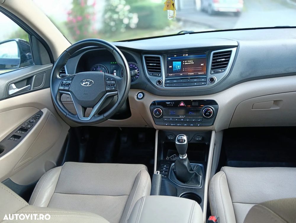 Hyundai Tucson blue 1.7 CRDi 2WD Style - 2