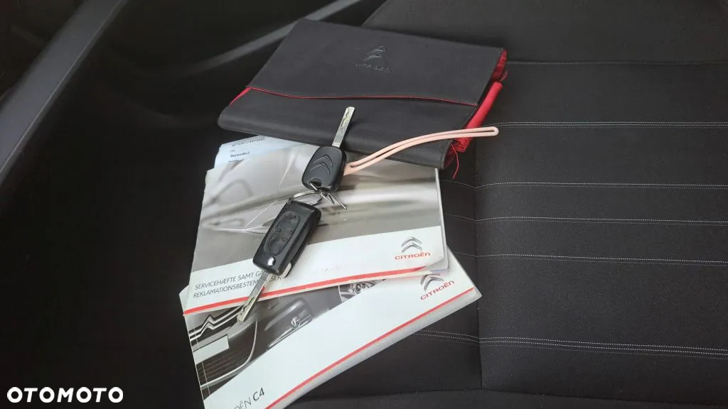 Citroën C4 HDi 90 Attraction - 8