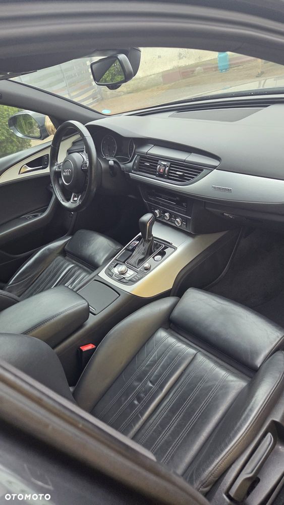 Audi A6 Avant 3.0 TDI quattro S tronic - 24