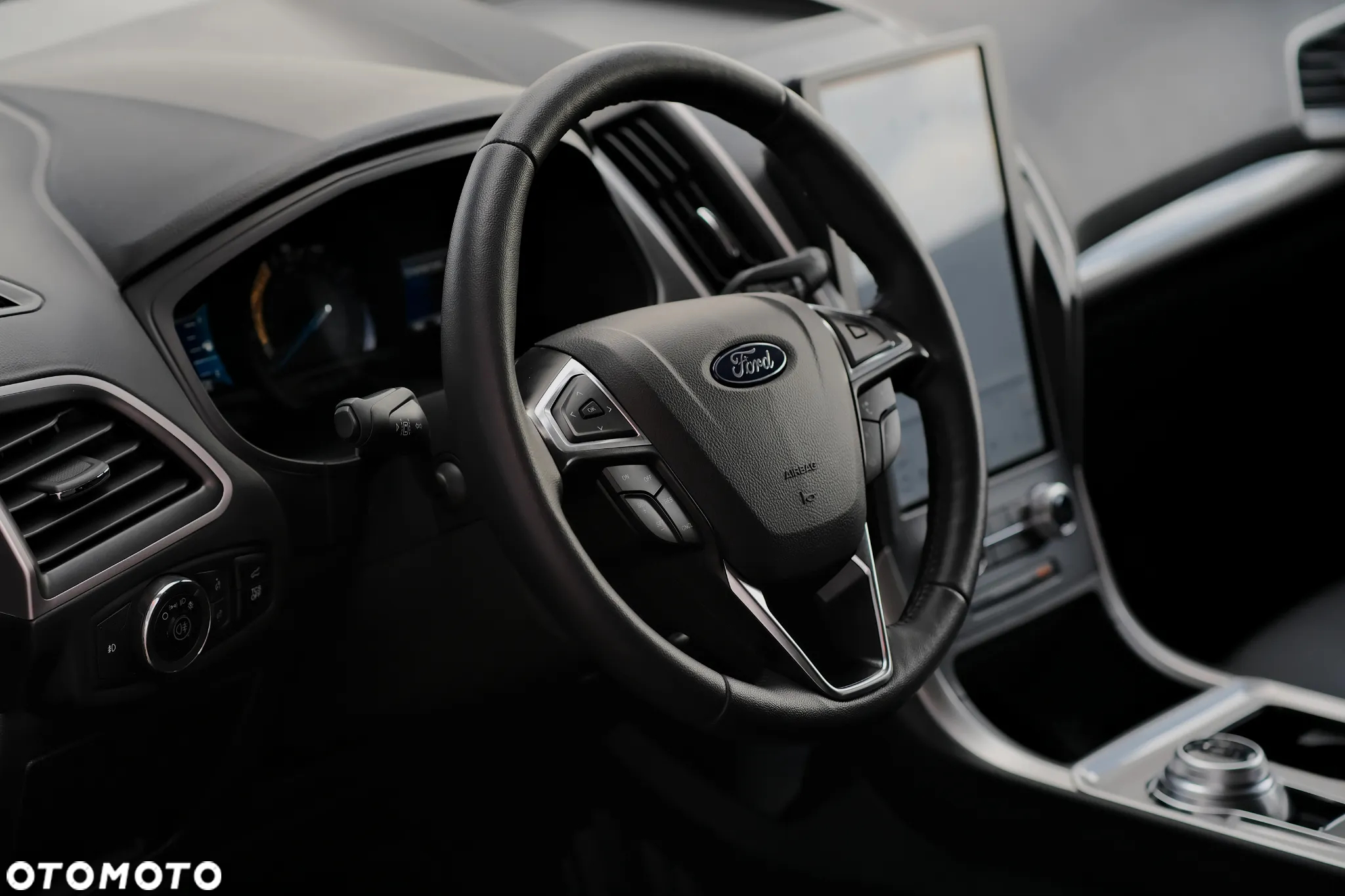 Ford Edge - 21