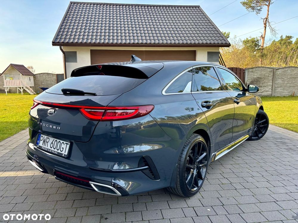 Kia ProCeed 1.5 T-GDI GT Line DCT - 25