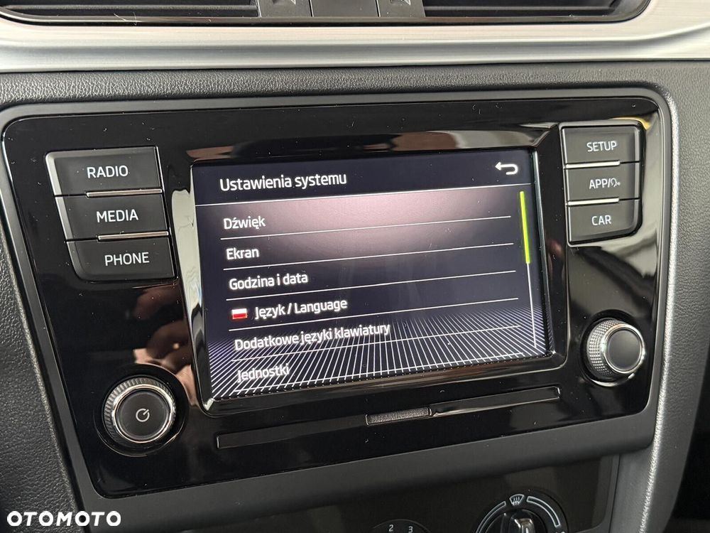 Skoda RAPID - 22