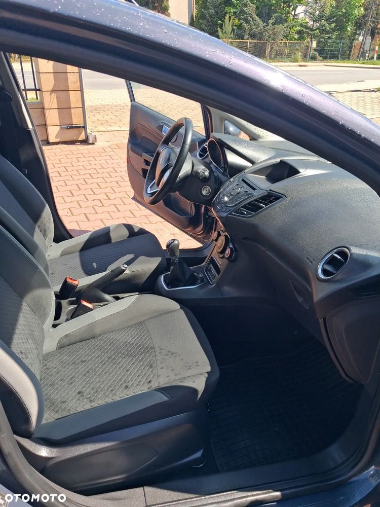 Ford Fiesta - 9