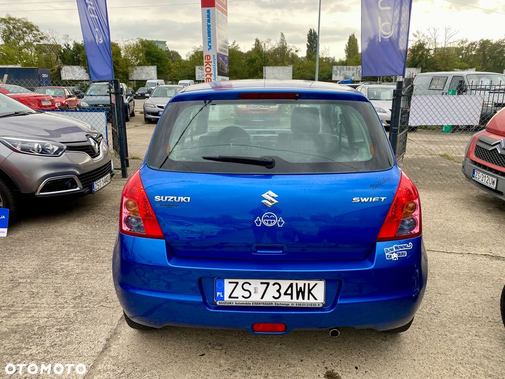 Suzuki Swift 1.3 Club - 12