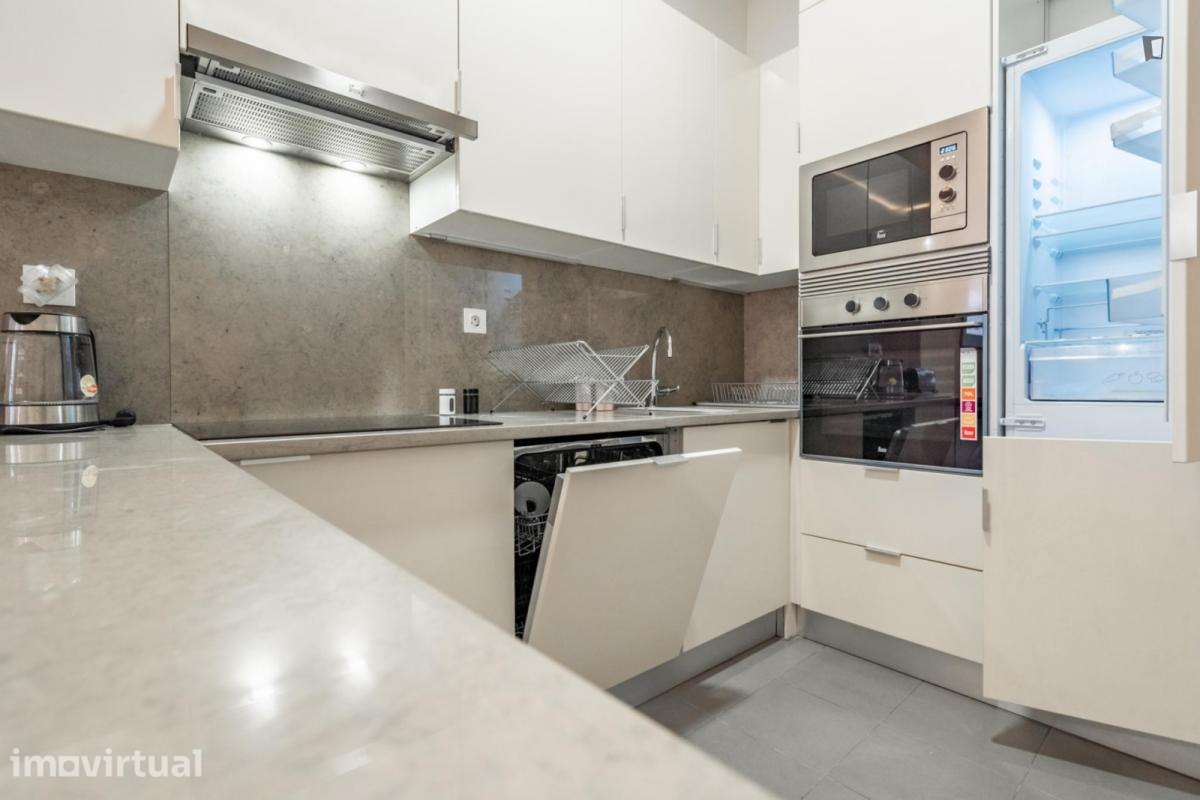Apartamento com 2 quartos - localizado em Baixa Lisbon - Grande imagem: 2/23