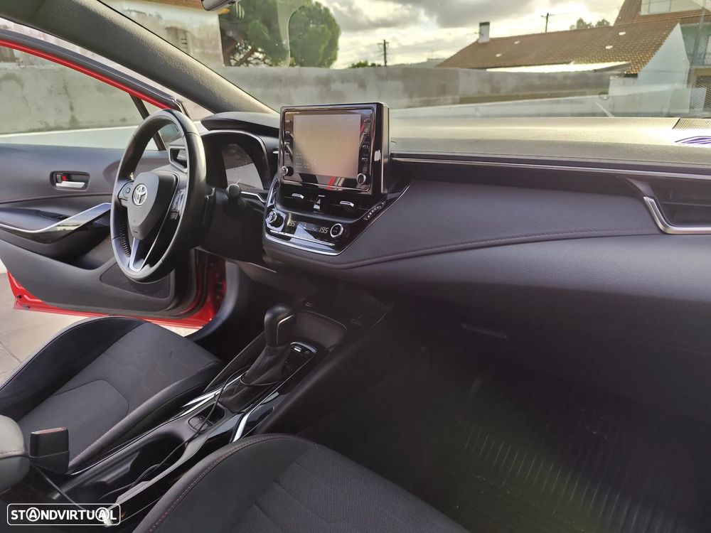 Toyota Corolla 2.0 Hybrid Exclusive - 12