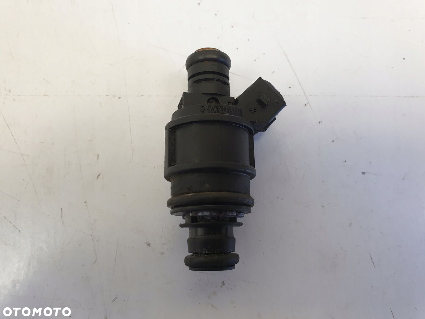 Opel Zafira A 1.8 16V WTRYSKIWACZ 90536149 - 7