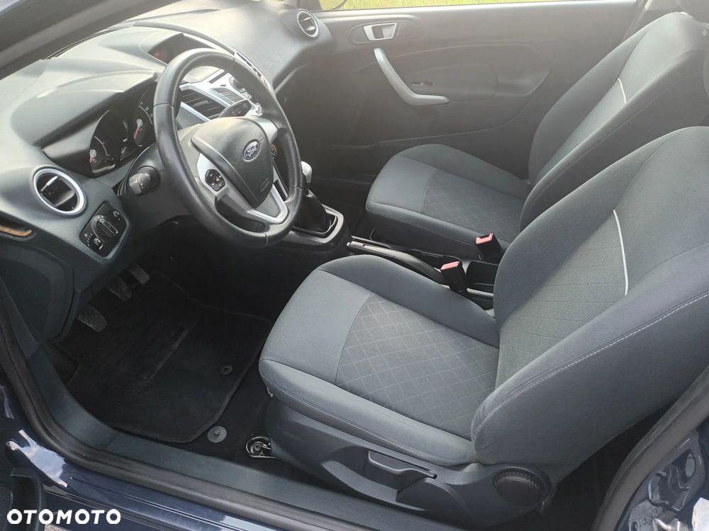 Ford Fiesta 1.25 Ambiente - 19