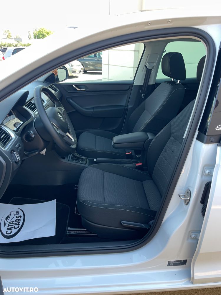 Skoda RAPID 1.6 TDI DSG Edition - 32