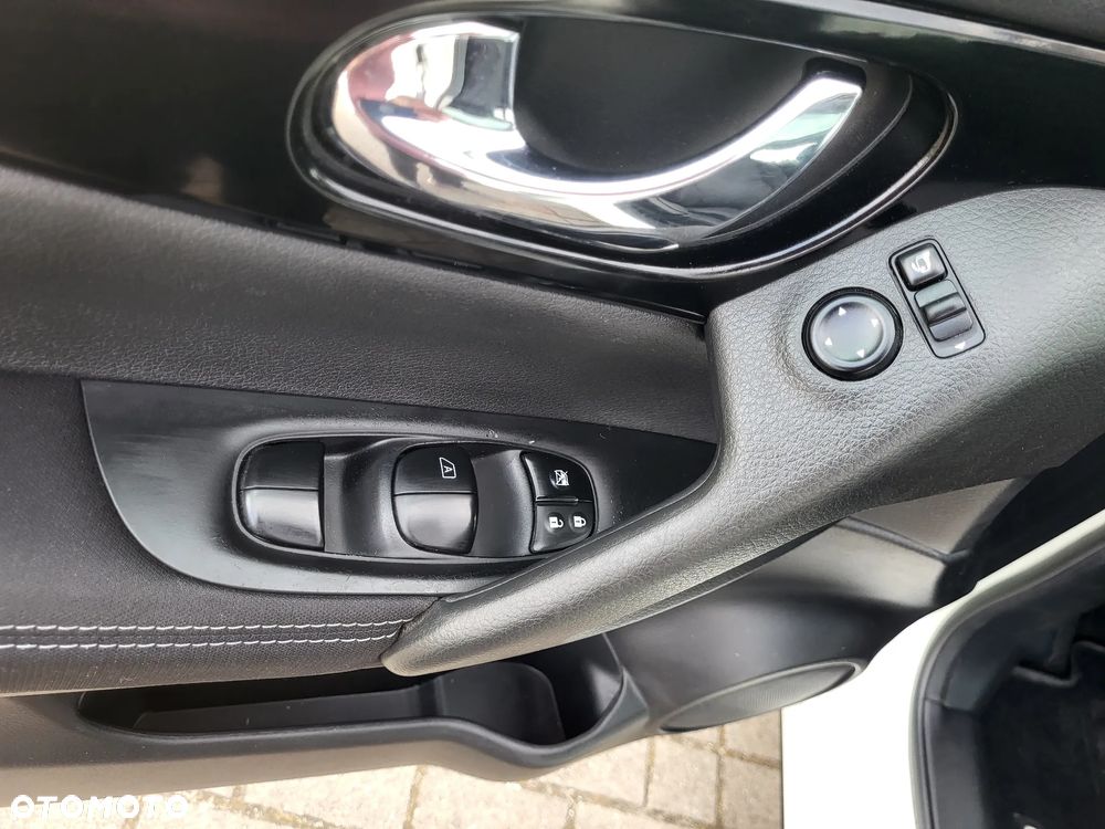 Nissan Qashqai 1.6 dCi 360 S&S - 15