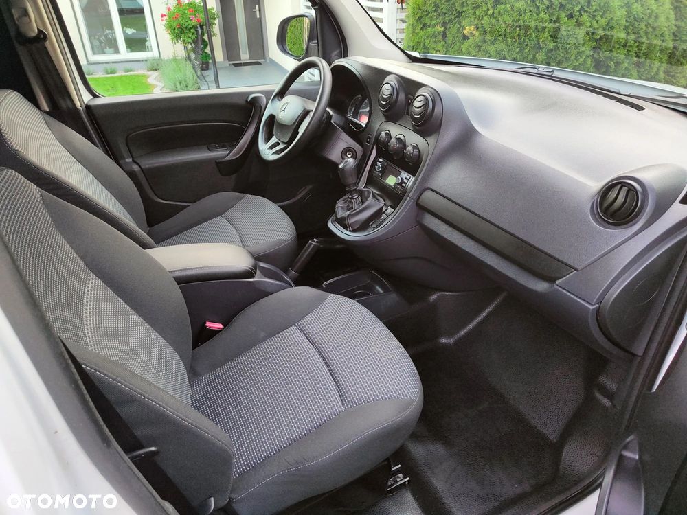 Mercedes-Benz CITAN - 11