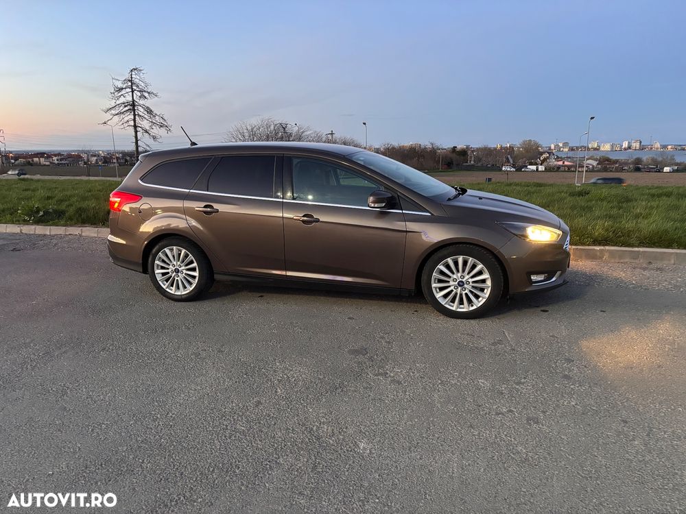 Ford Focus 1.0 EcoBoost Titanium - 1
