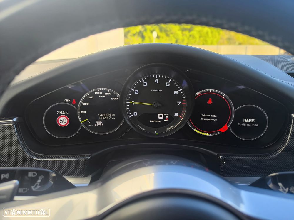 Porsche Panamera 4 E-Hybrid Executive - 12