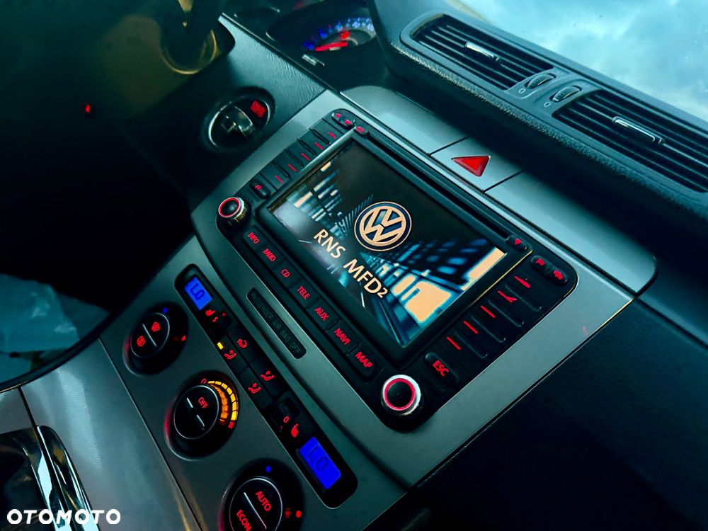 Volkswagen Passat - 6