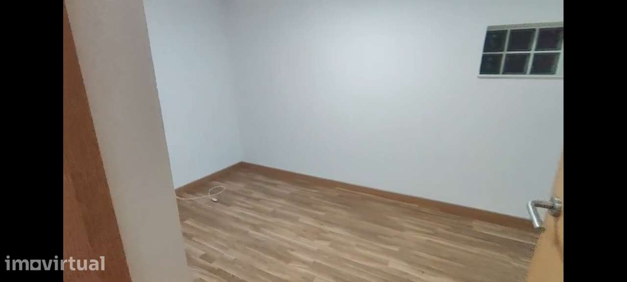 Arrenda-se Moradia T3 - Grande imagem: 5/8