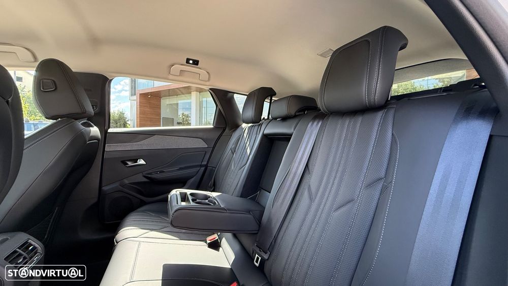 Peugeot 308 SW 1.6 Hybrid Allure e-EAT8 - 48