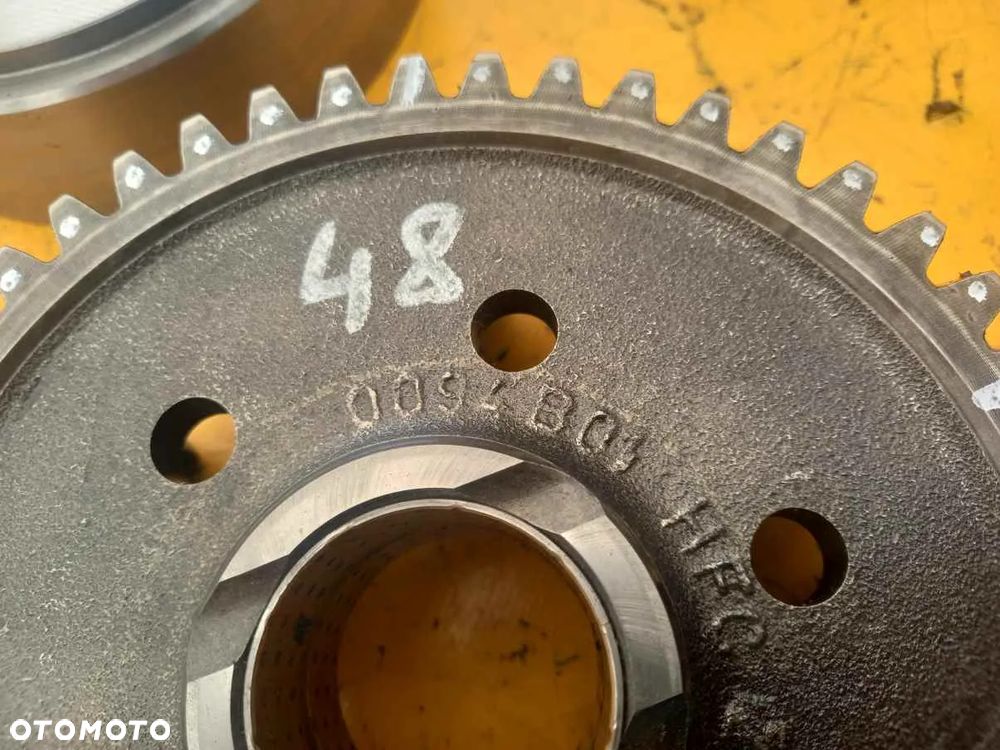 Kosz przedniego napędu Z48 przystawka Massey Ferguson 6180 - 14