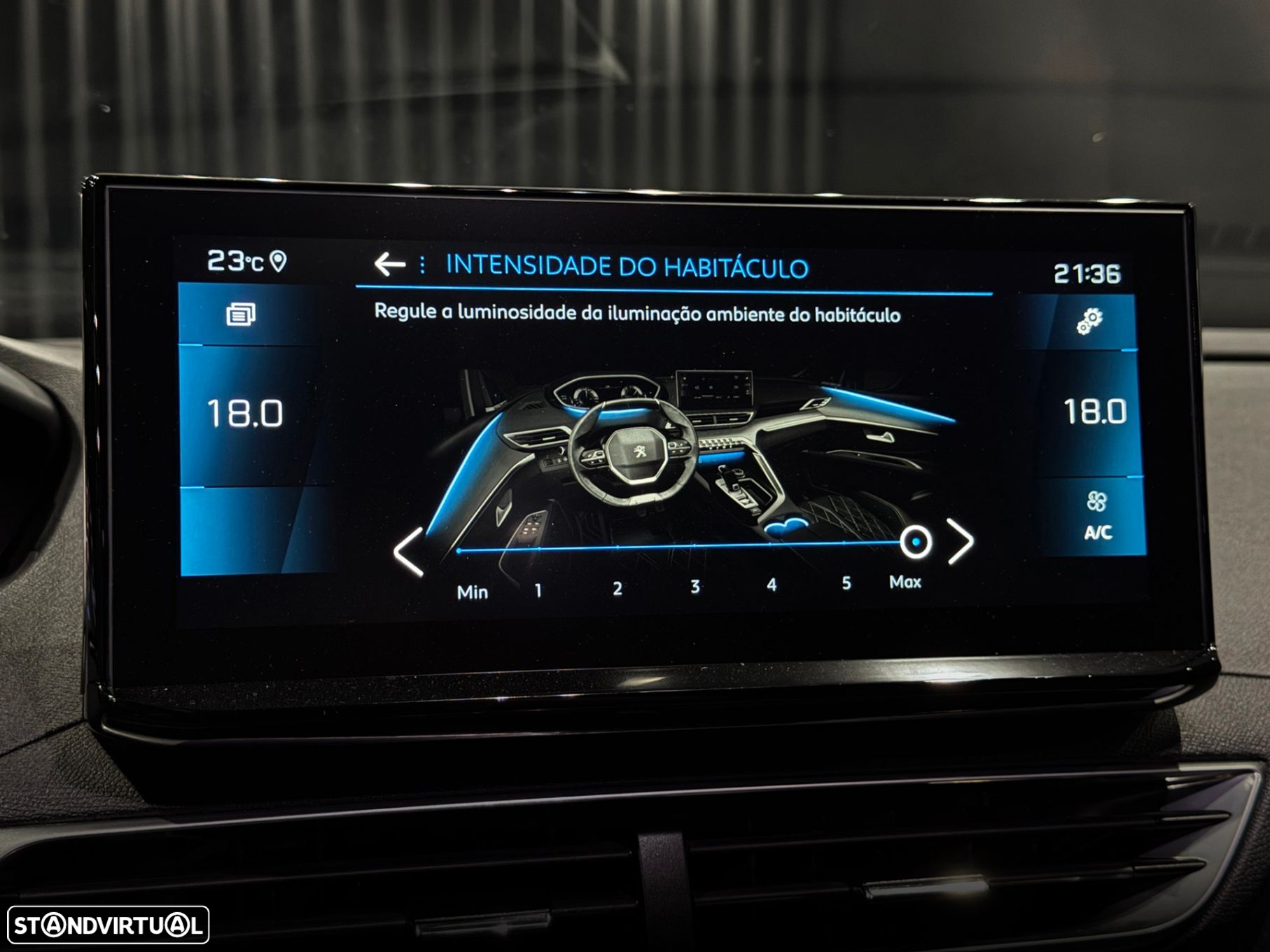 Peugeot 3008 1.2 PureTech Allure Pack EAT8 - 27
