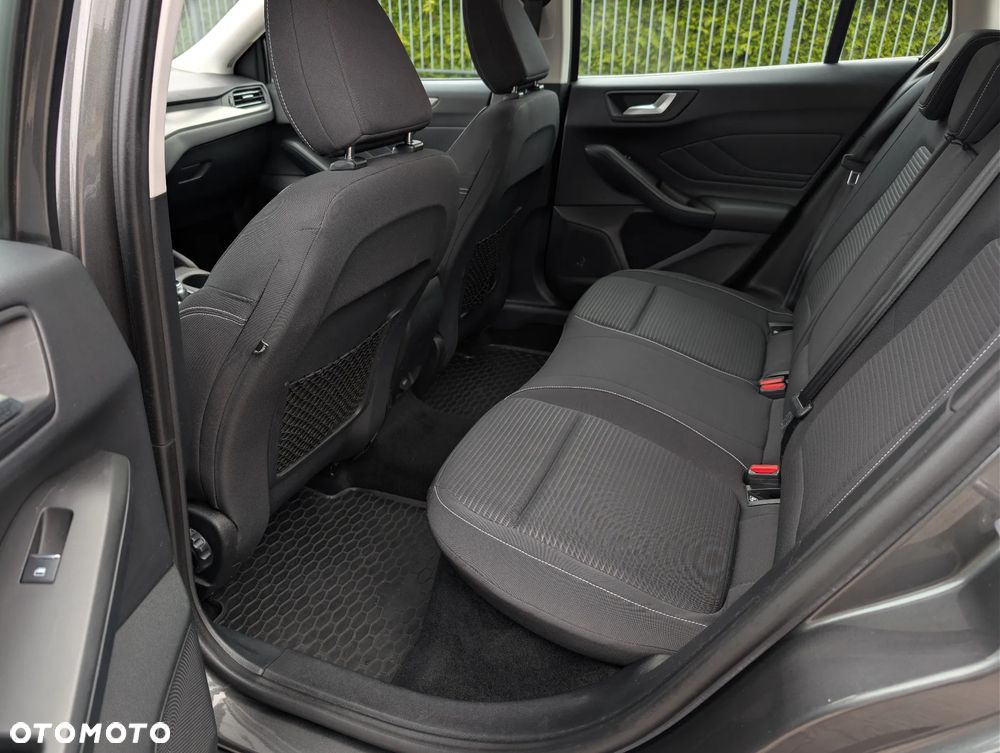 Ford Focus 1.5 EcoBlue Start-Stopp-System TITANIUM - 7