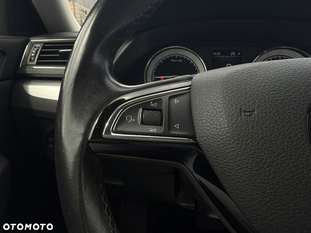 Skoda Superb - 19