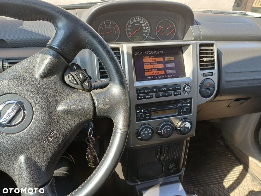 Nissan X-Trail 2.2 dCi Comfort - 2