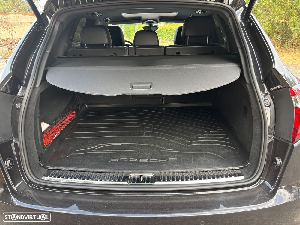 Porsche Cayenne II Platinum Edition - 16