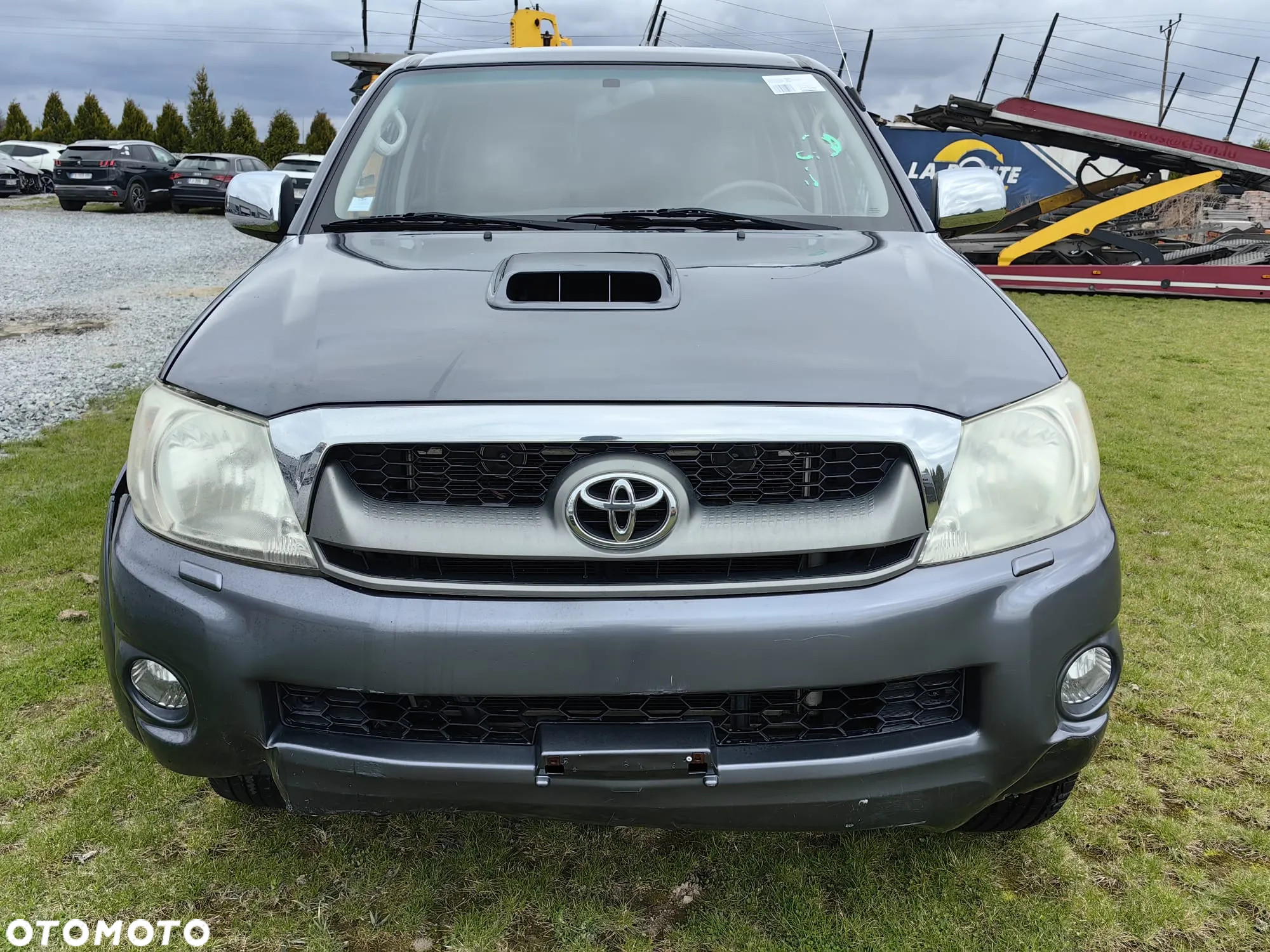 Toyota Hilux 3.0 D-4D SR5-X - 3