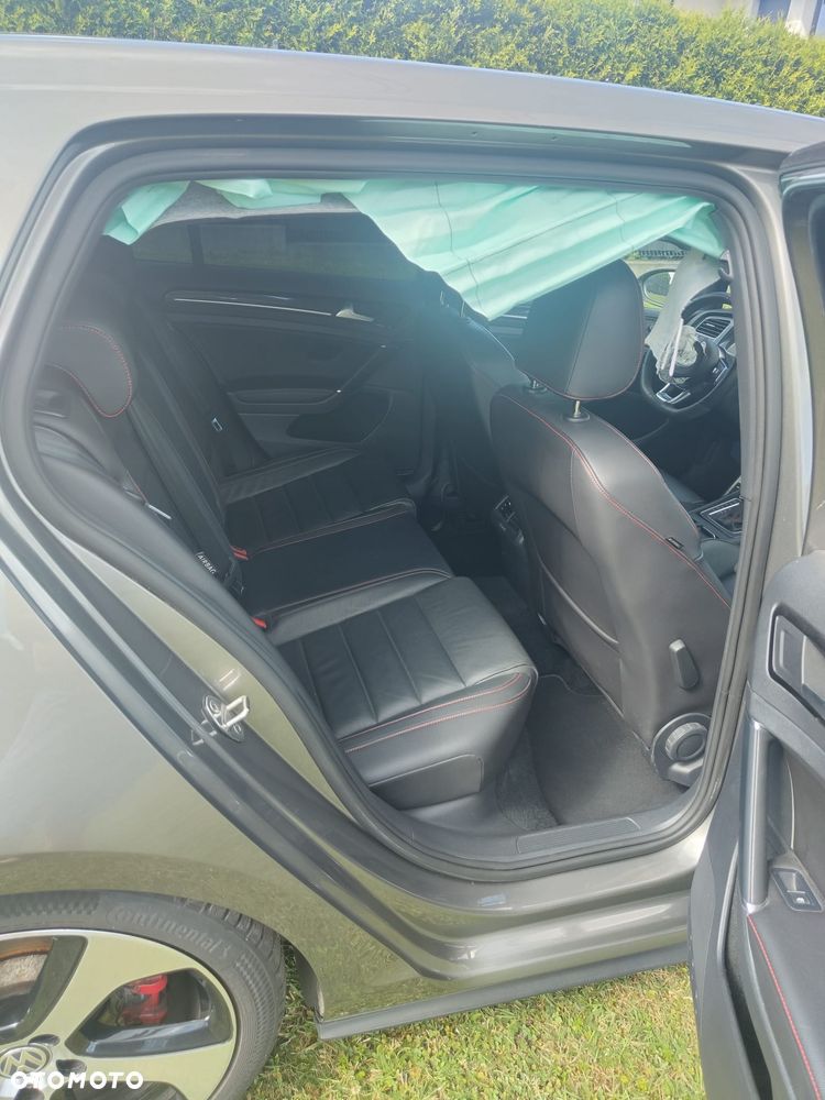 Volkswagen Golf GTI BlueMotion Technology DSG - 27