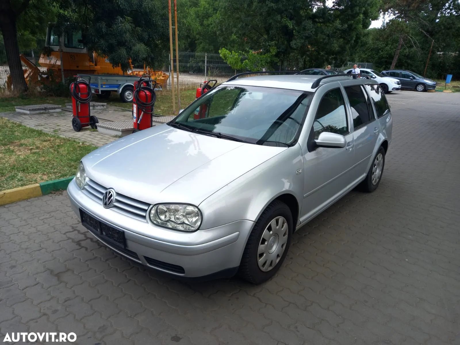 Volkswagen Golf 1.6 - 1