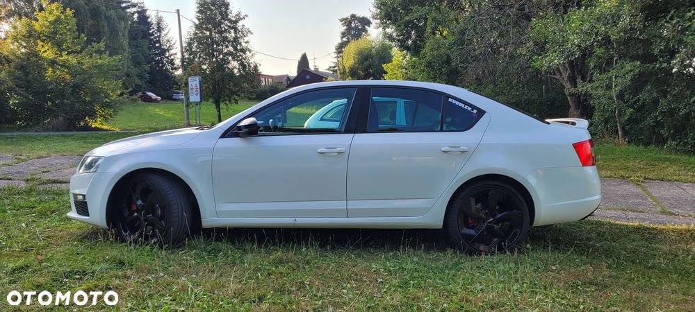 Skoda Octavia 2.0 TSI (Green tec) RS - 4