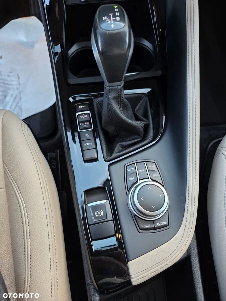 BMW X1 xDrive25e Business Edition - 27