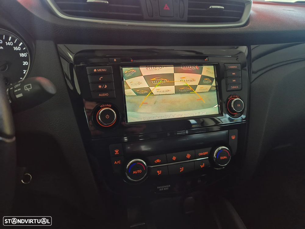 Nissan Qashqai 1.5 dCi VISIA - 8