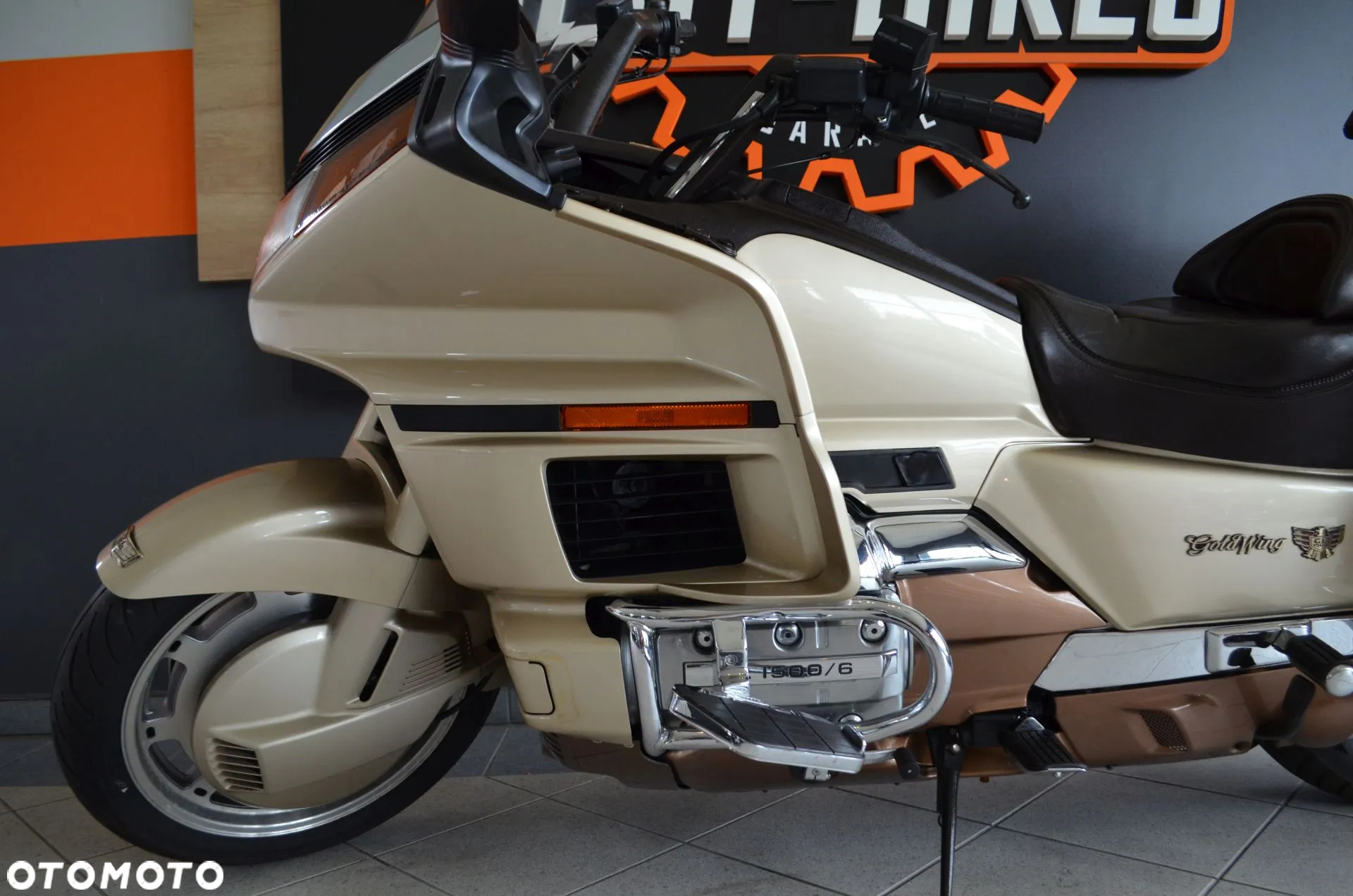 Honda GL - 22
