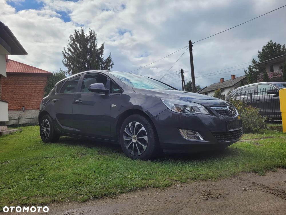 Opel Astra 1.6 Innovation - 13
