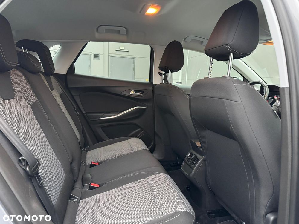 Opel Grandland X 1.2 T Innovation S&S - 12