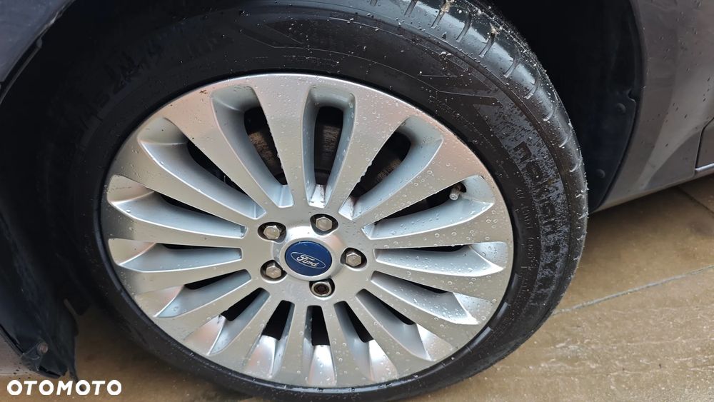 Ford Mondeo 2.0 FF Titanium - 23