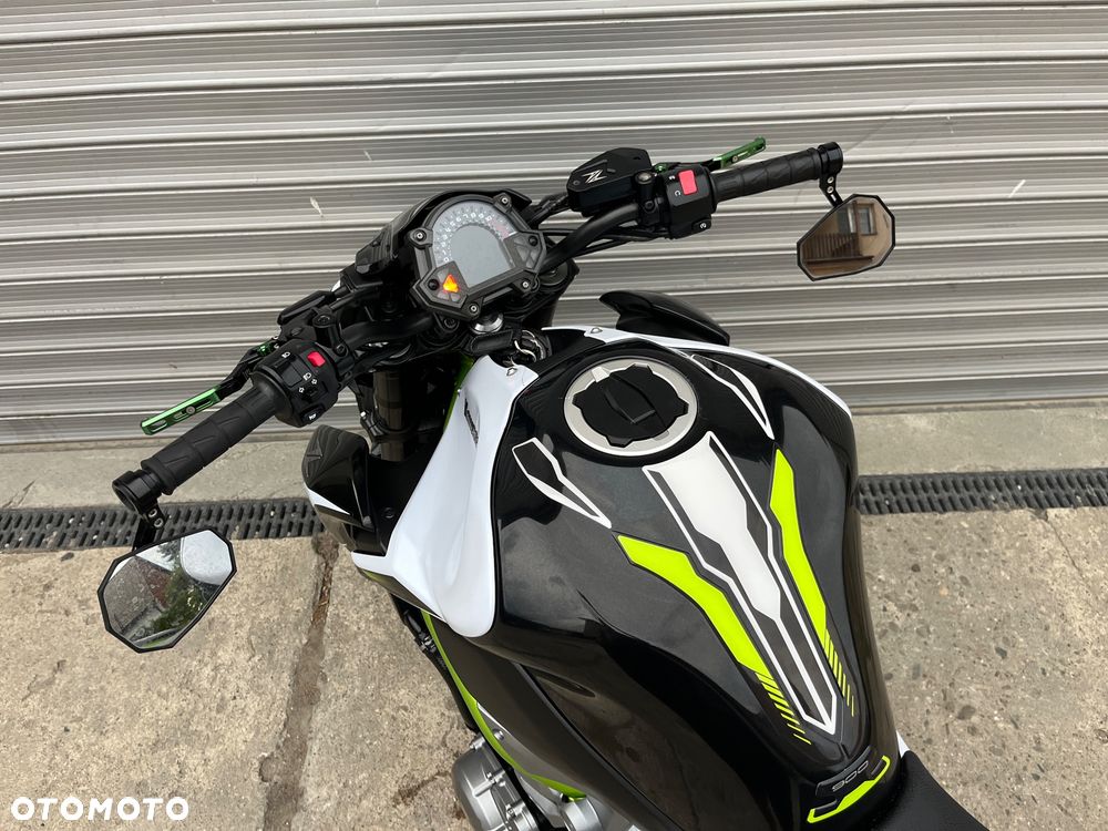 Kawasaki Z 900 - 17