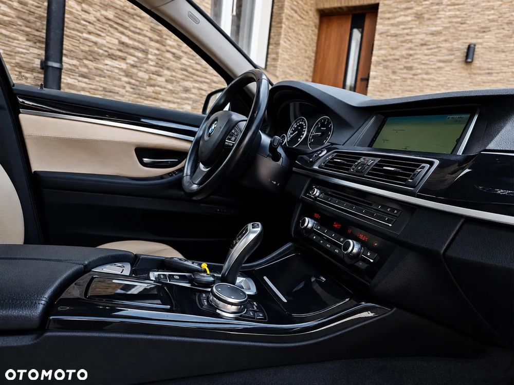 BMW Seria 5 520d Efficient Dynamics Edition Sport Line - 23
