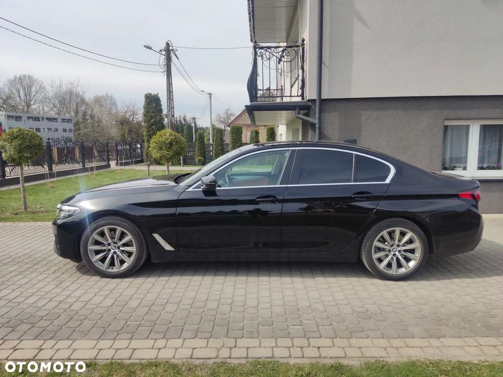 BMW Seria 5 520i mHEV Business Edition sport - 13