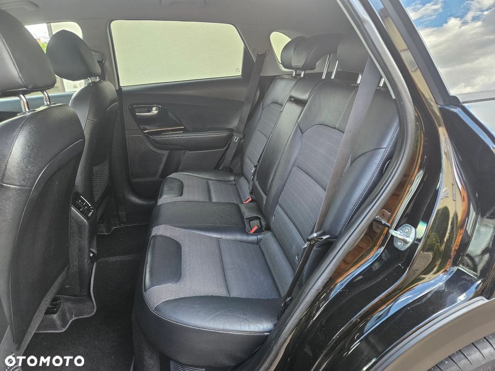 Kia Niro 1.6 GDI Hybrid M - 13