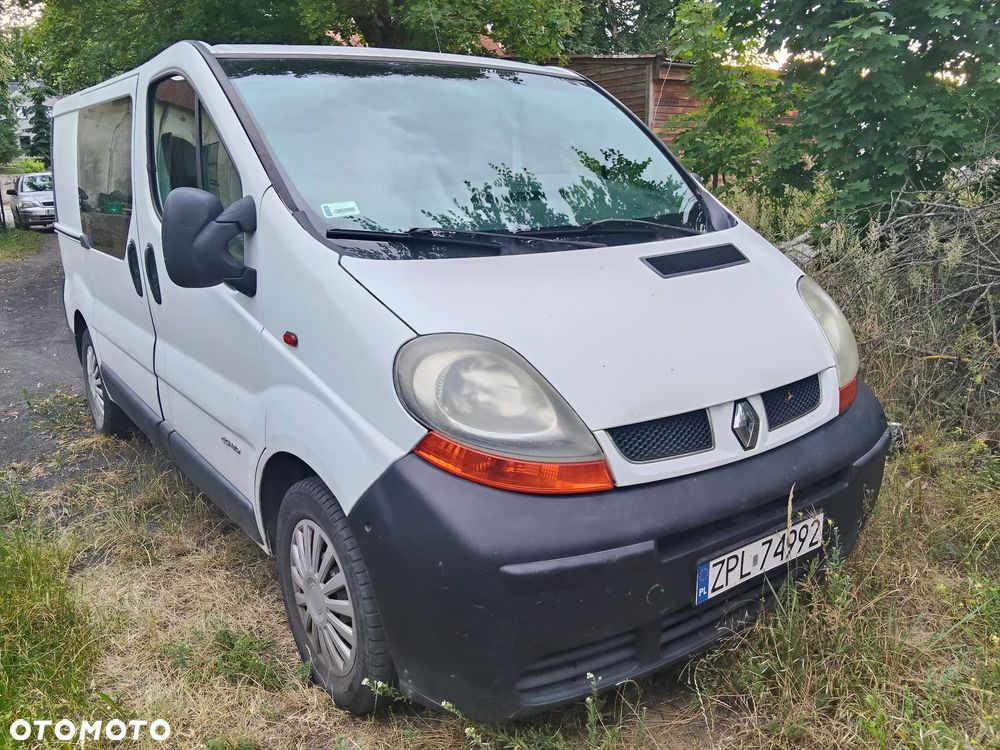 Renault Trafic - 1