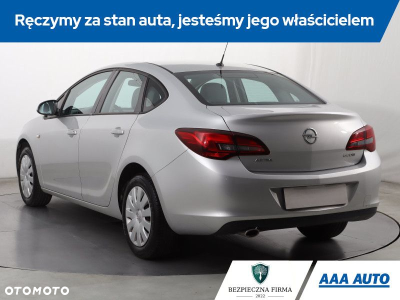 Opel Astra - 5