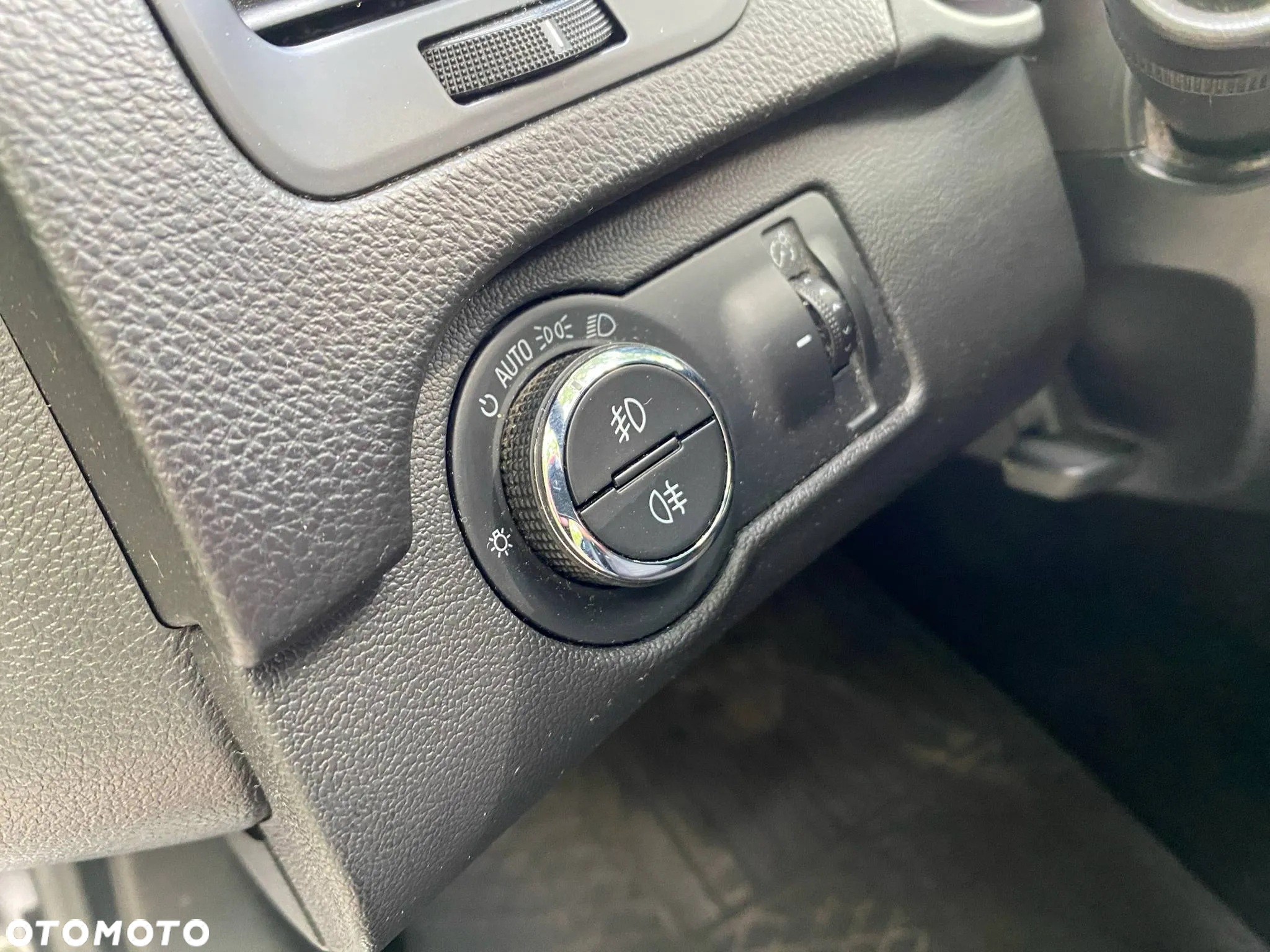 Opel Insignia 2.0 CDTI Edition - 32